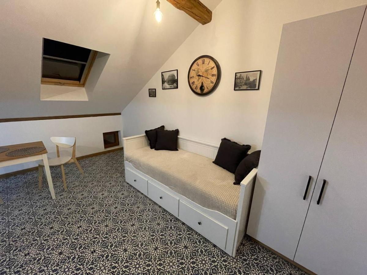 Apartments Galicia Lviv Ngoại thất bức ảnh