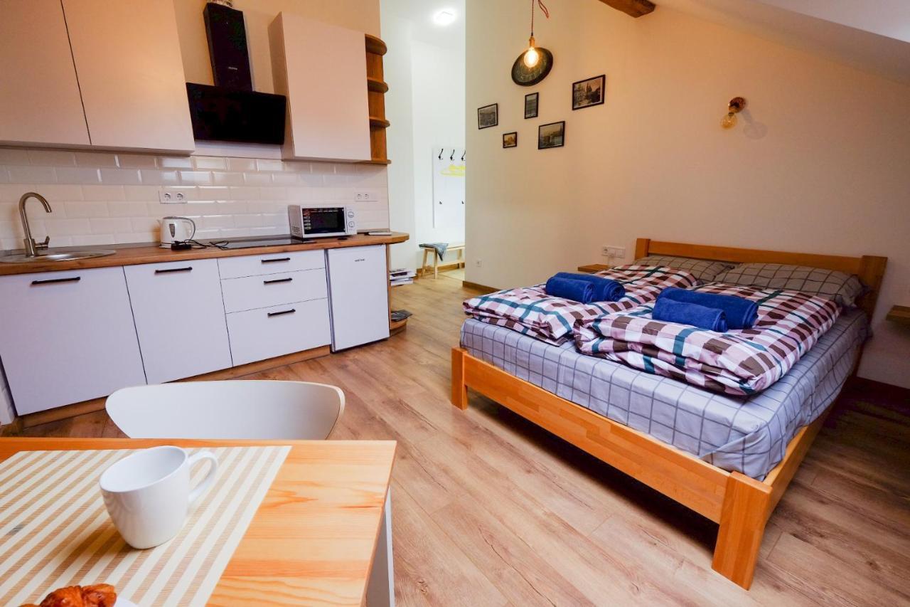 Apartments Galicia Lviv Ngoại thất bức ảnh