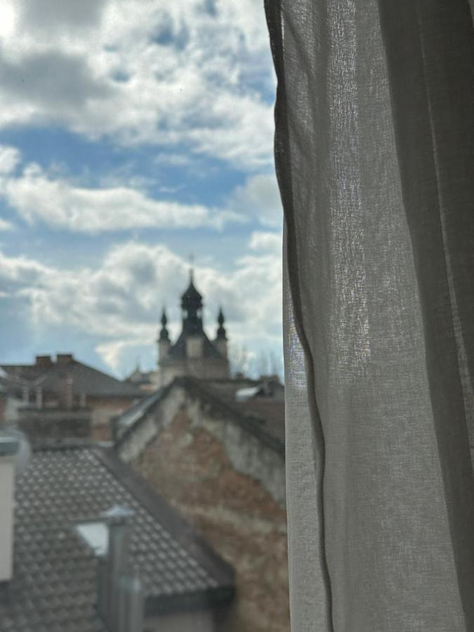 Apartments Galicia Lviv Ngoại thất bức ảnh